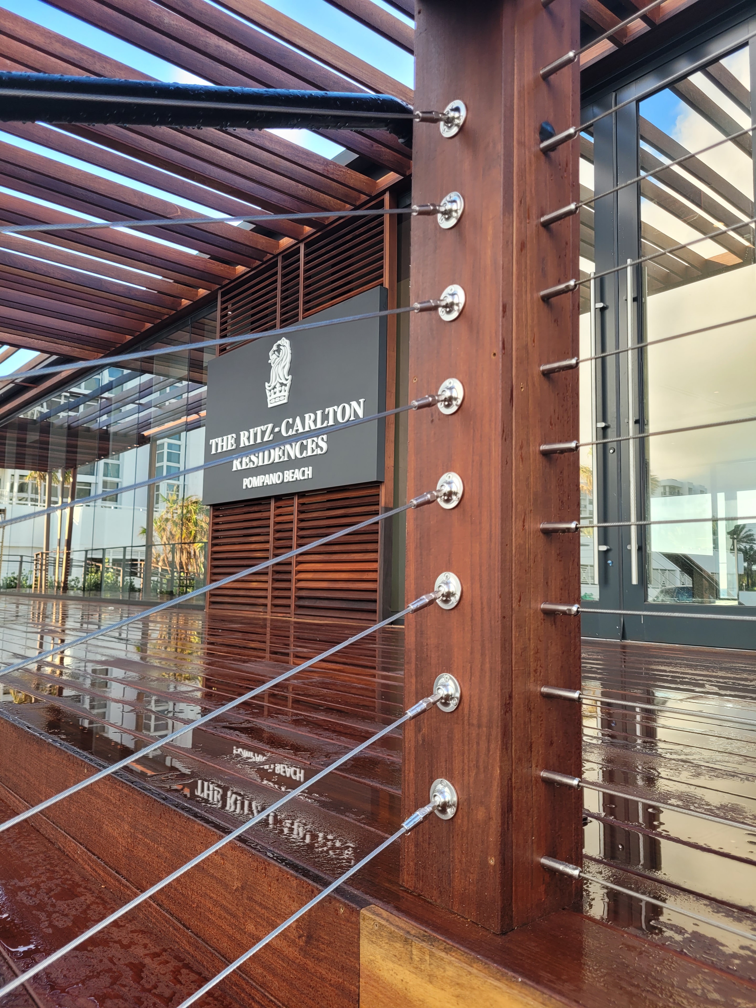 Ritz-Carlton Residences Pompano Beach — Architectural entrance detail
