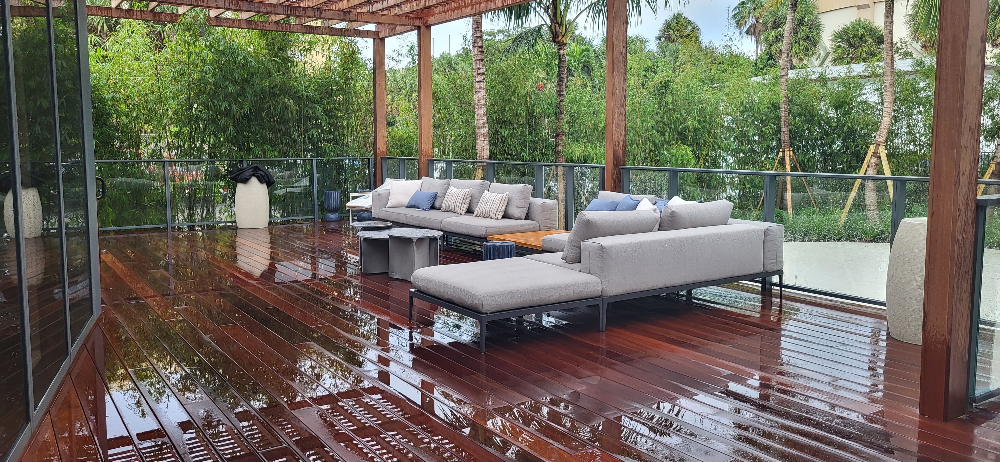 Waldorf Astoria Pompano — Deckmasters of South Florida